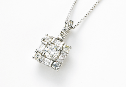 Pt ダイヤモンドペンダント D:計0.2ct チェーン40㎝ 123512